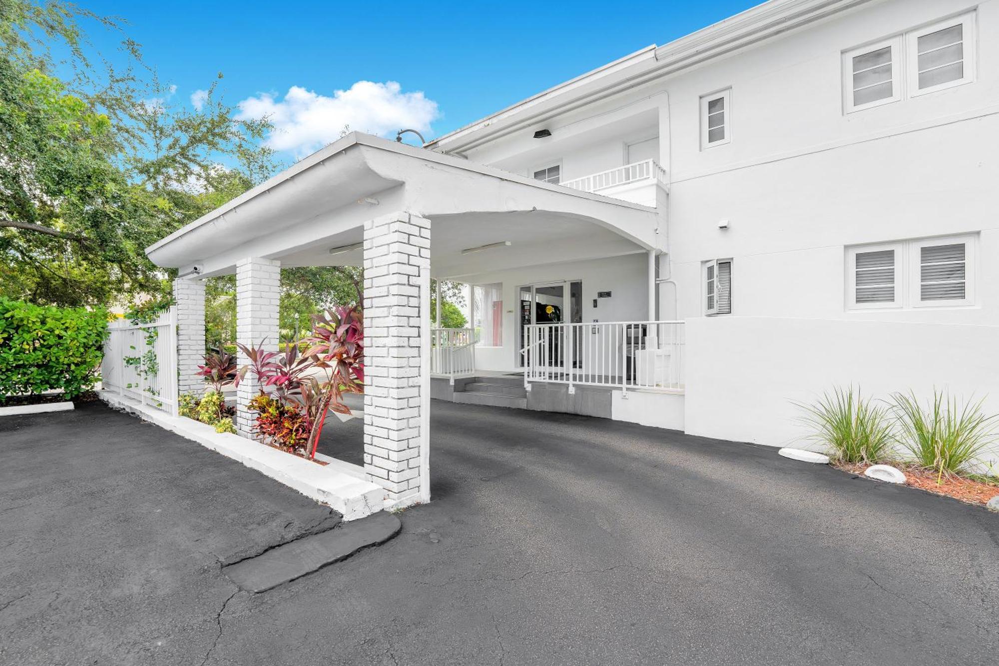 Travelodge By Wyndham Miami Biscayne Bay Zewnętrze zdjęcie